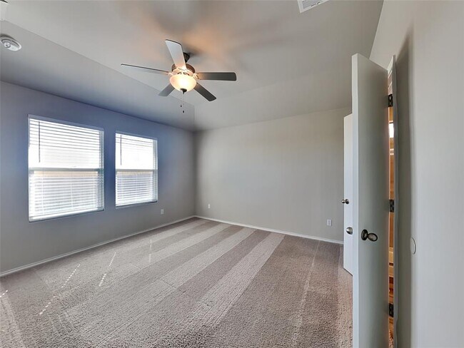 Building Photo - 5105 Sidesaddle Dr