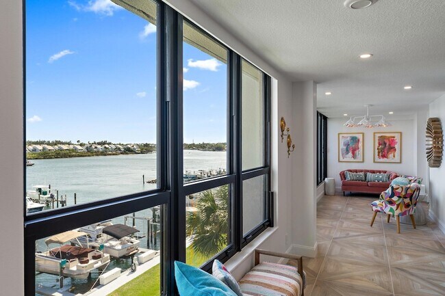 Building Photo - 1748 Jupiter Cove Dr