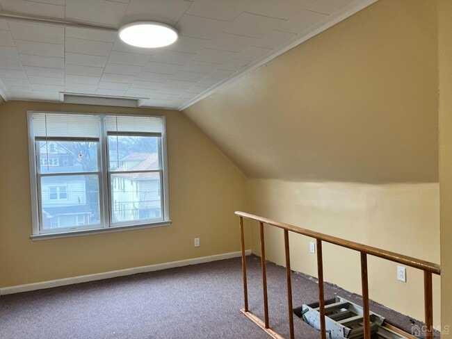 Building Photo - 27 John St