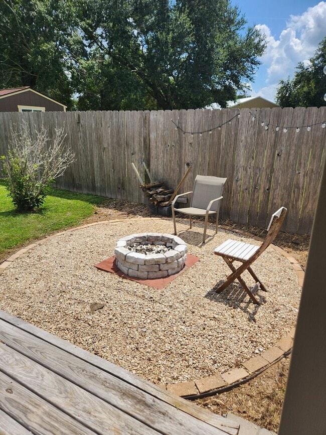 Building Photo - 3 bedroom in Youngsville in Milton School District