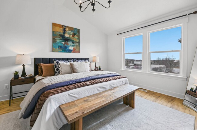 Building Photo - Beautiful 6-Bedroom Home in Eagle Mountain!