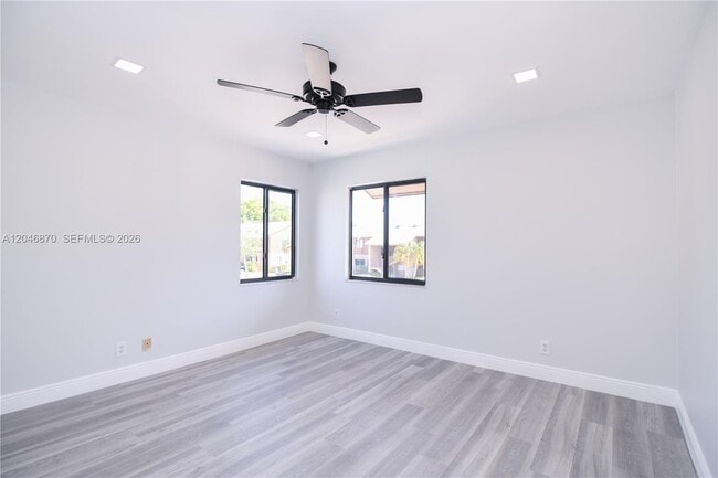 Building Photo - 2315 SW 22nd Ave