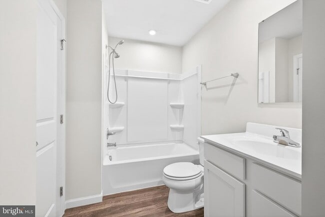 Building Photo - 6364 Pebblebrook Dr