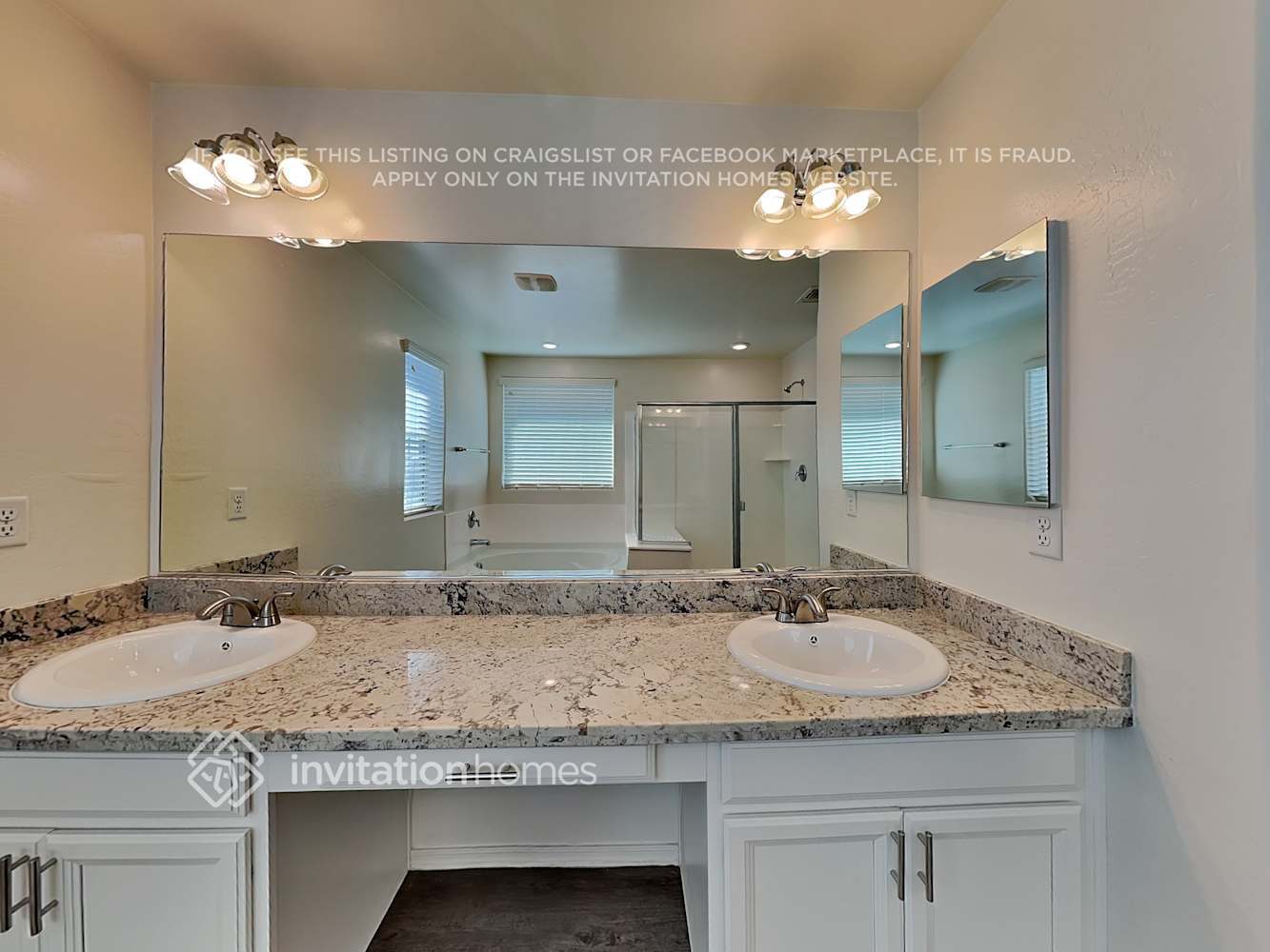 Building Photo - 16524 W Jenan Dr