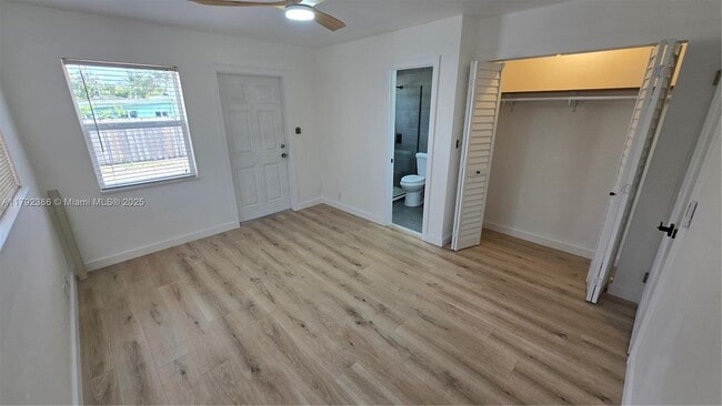 Building Photo - 1448 NE 24th Ct