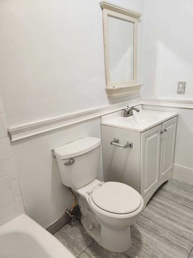Building Photo - 9850 SW 166th St
