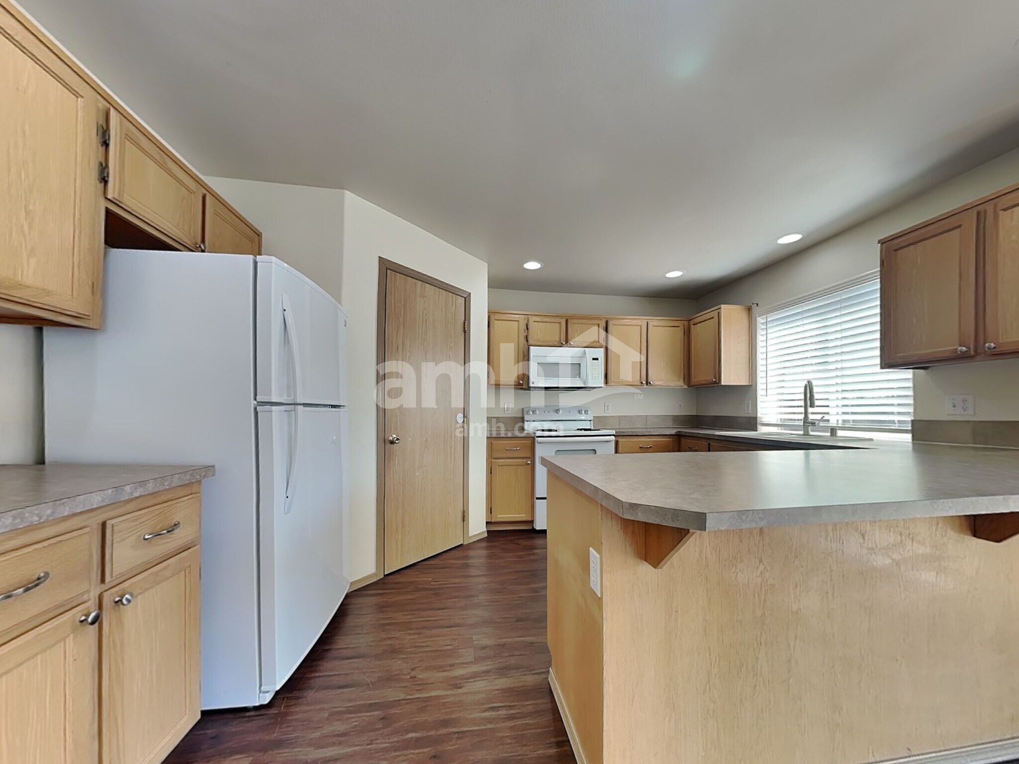 Building Photo - 1524 185th St Ct E