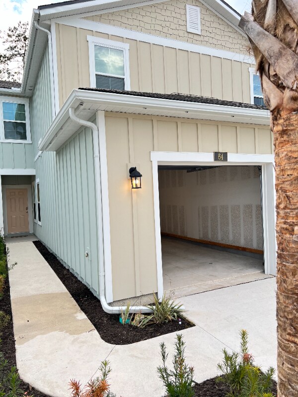 Building Photo - 64 Pasadena Dr