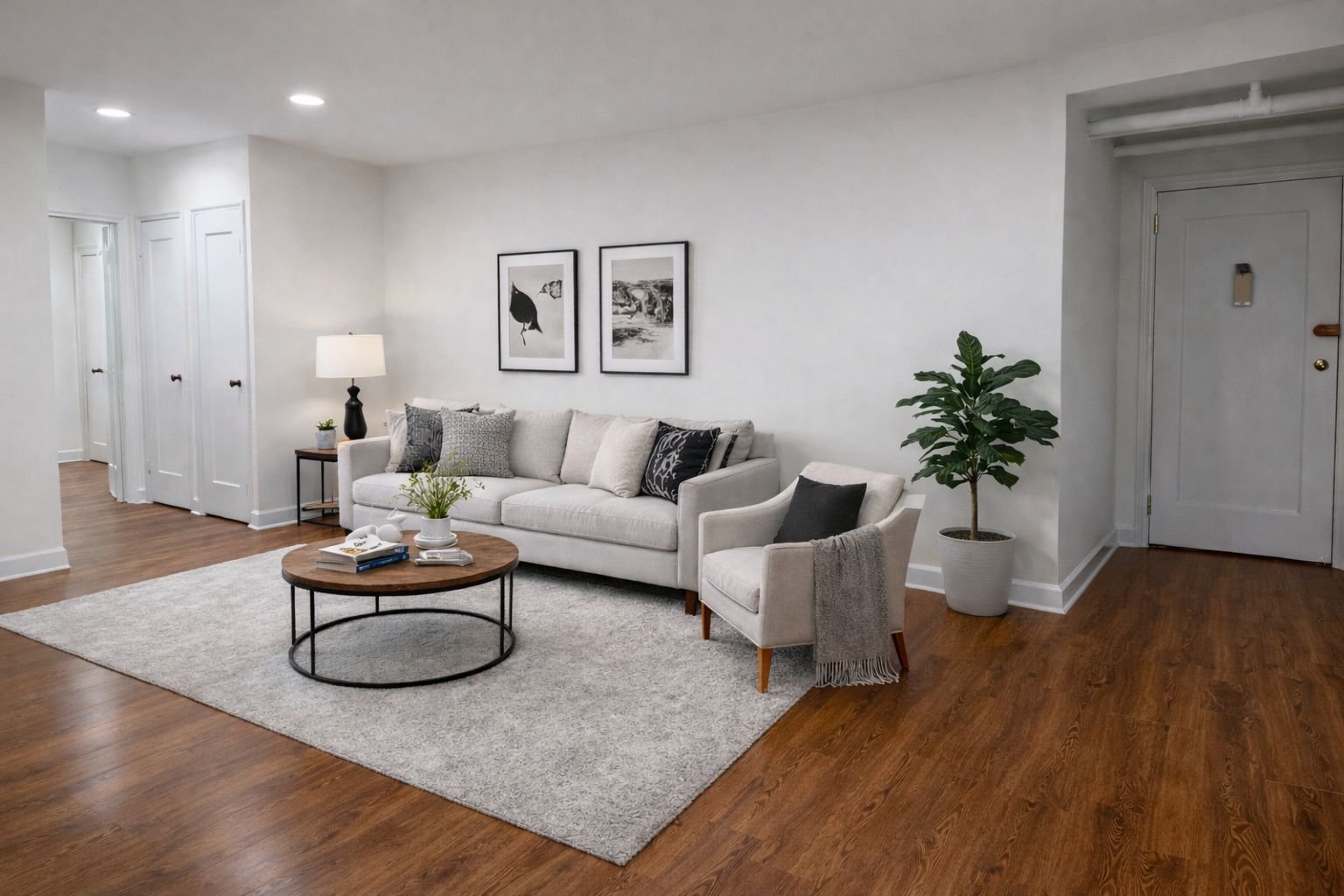 Building Photo - 220 N Arlington Ave