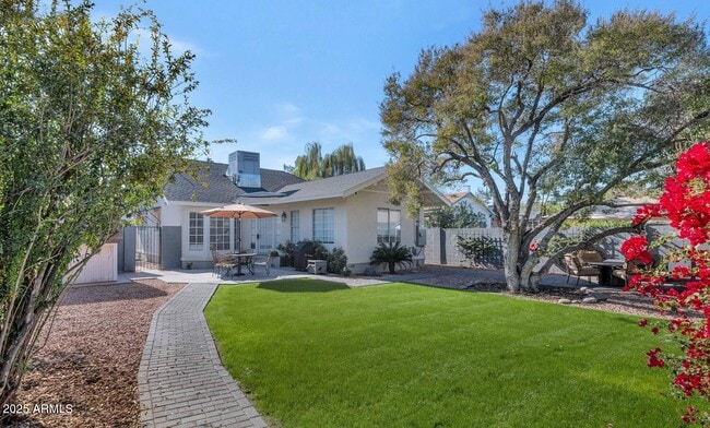 Building Photo - 60 E Hoover Ave