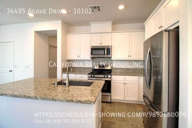 Building Photo - 34495 Agave Dr