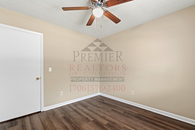 Building Photo - 520 Asa Dr