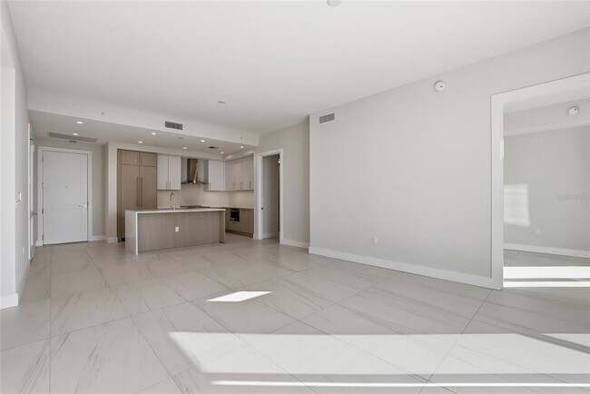 Building Photo - 275 1st Ave S