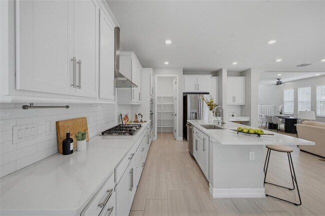 Building Photo - 4667 San Martino Dr