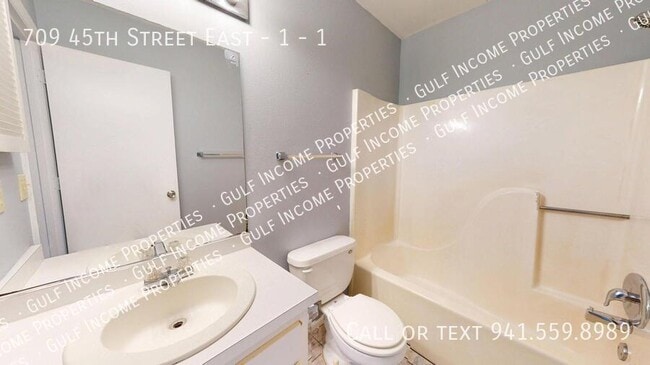 Building Photo - 709 45th St E