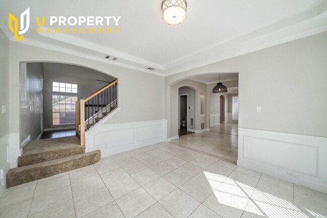 Building Photo - Beautiful two-story home in Flower Mound
