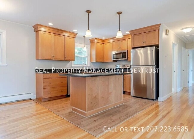 Primary Photo - 111 Scott Dyer Rd