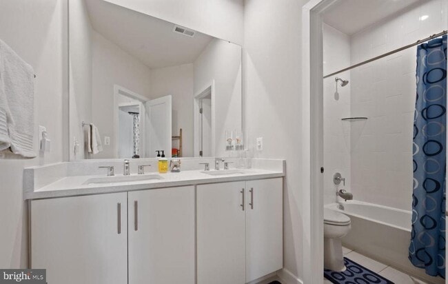 Building Photo - 22143 Penelope Heights Terrace