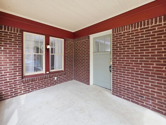 Building Photo - Charming East Point Duplex with Modern Updates & Private Yard