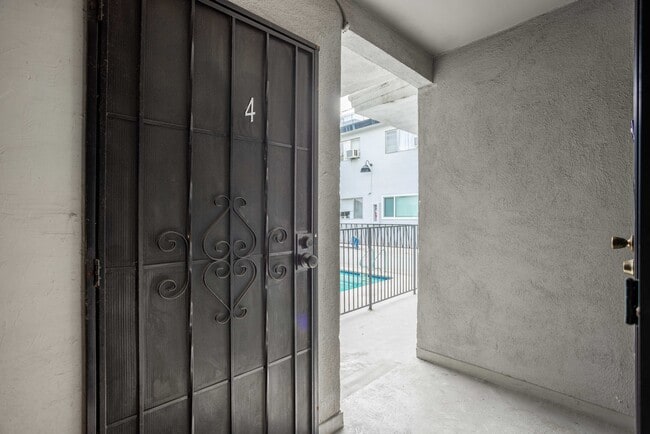 Building Photo - 1211 Detroit N St