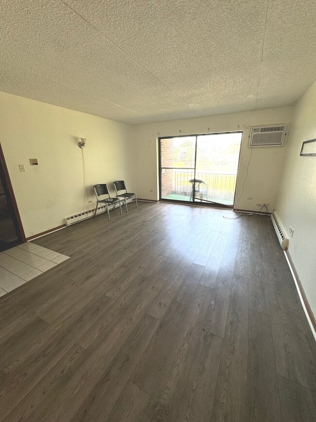 Building Photo - 7435 Tiffany Dr