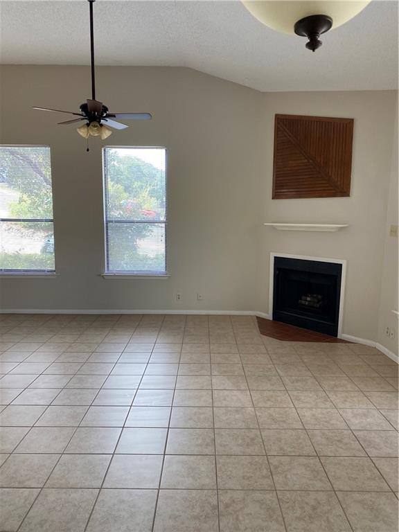 Building Photo - 7107 Silver Dale Dr