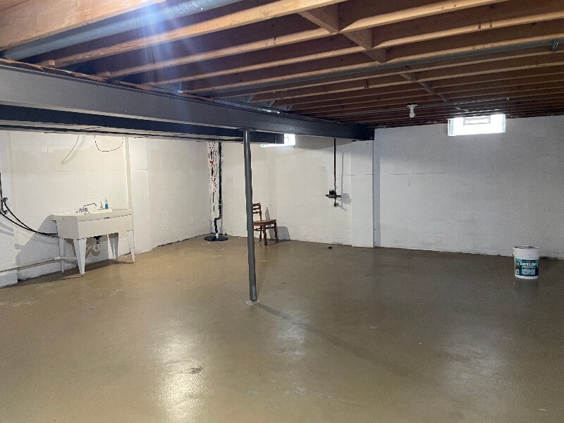 Building Photo - 5876 Mall View Ct