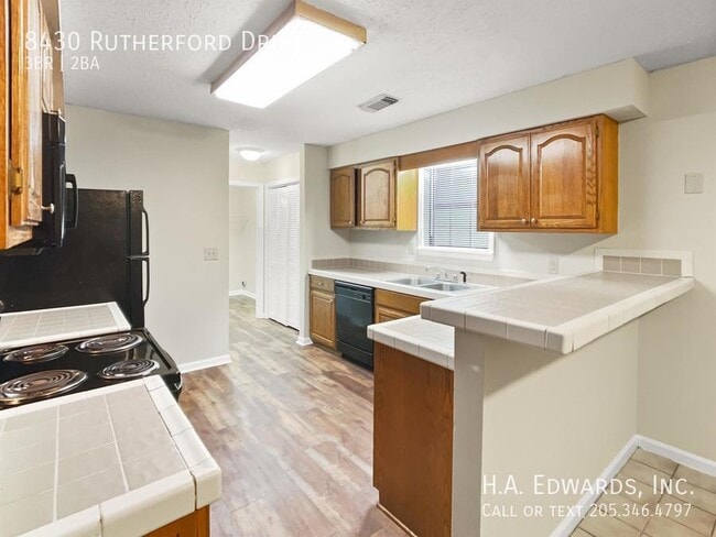Building Photo - 8430 Rutherford Dr