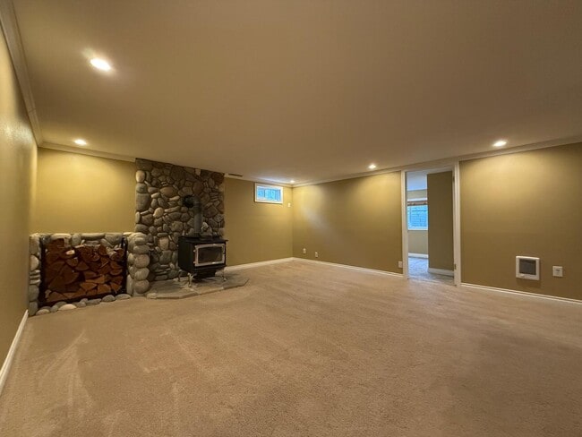 Building Photo - 11910 E 10th Ave