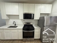 Building Photo - 5214 1/2 S Drexel Ave