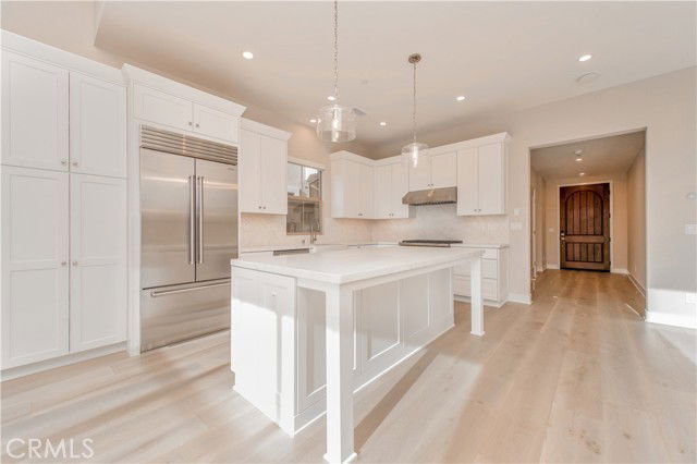 Building Photo - 128 Rimstone