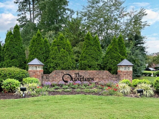 Building Photo - 130 Ellis Dr