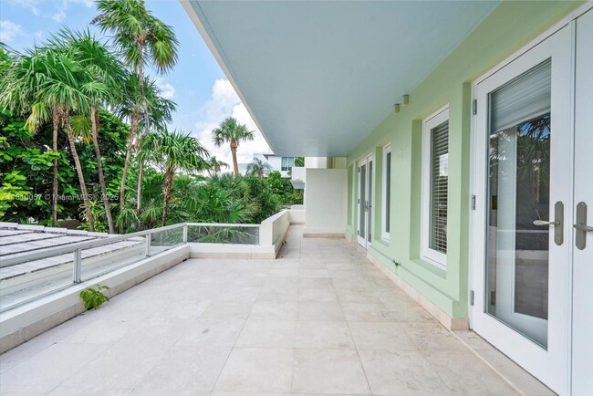 Building Photo - 286 Bal Bay Dr