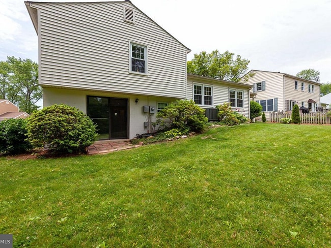 Building Photo - 5307 Greenough Pl