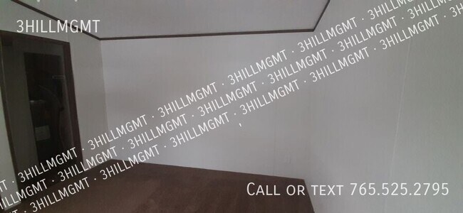 Building Photo - 13088 Crestview Ave