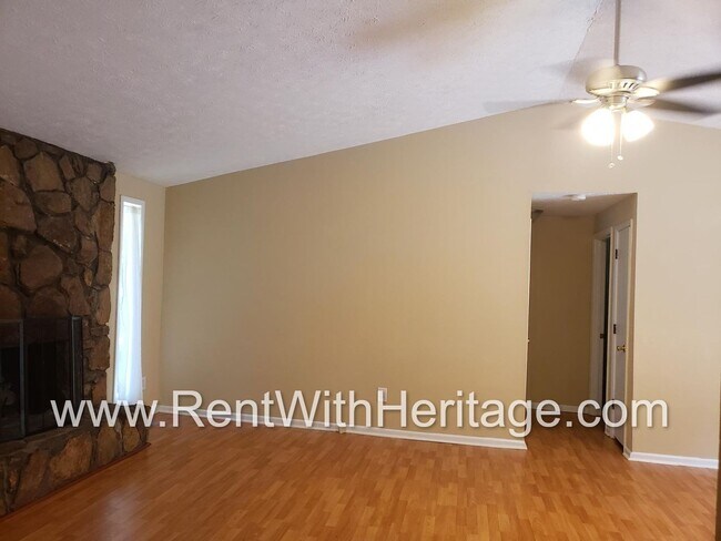 Building Photo - 4832 Timber Ridge Dr
