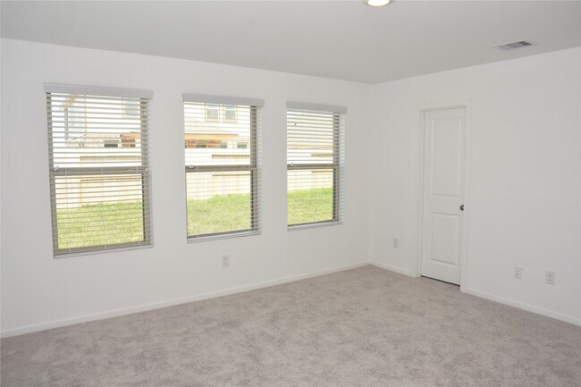Building Photo - 5135 Sunvalley Bend Dr