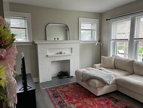Building Photo - 5017 Milentz Ave