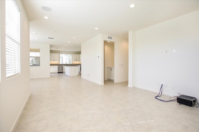 Building Photo - 28 Hideaway Loop