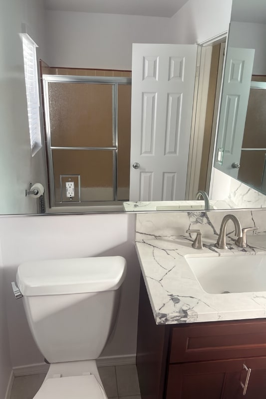 Building Photo - 1900 Grace Ave