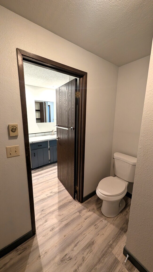 Building Photo - 6363 Harbor Sunset Pl