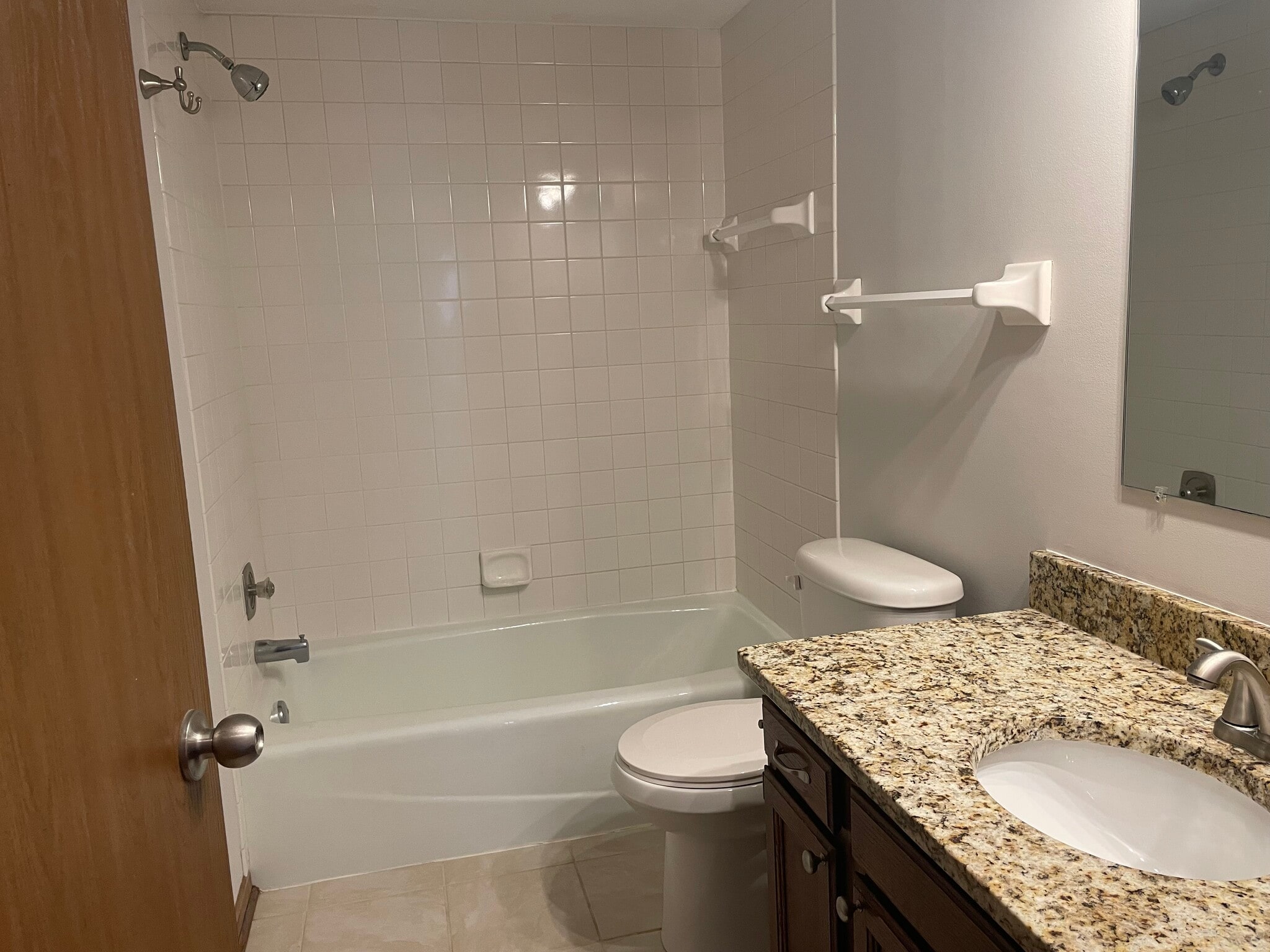 Building Photo - 1807 Karis Way