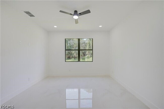 Building Photo - 3213 51st St W