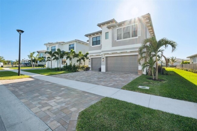 Building Photo - 13076 Feathering Wy