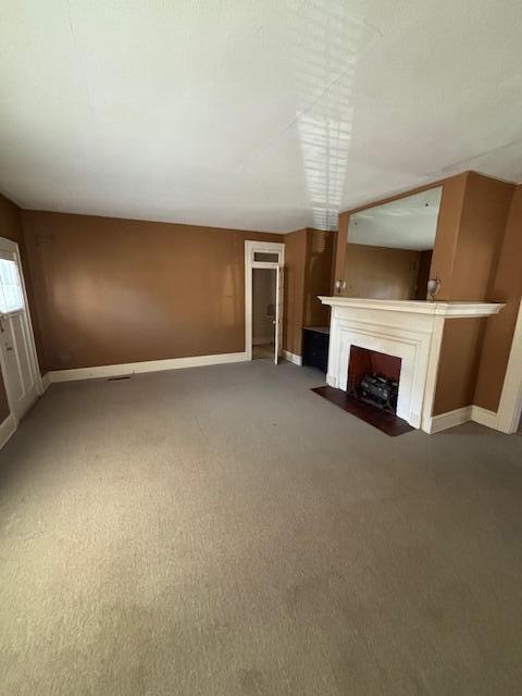 Building Photo - 12 Warren Ct