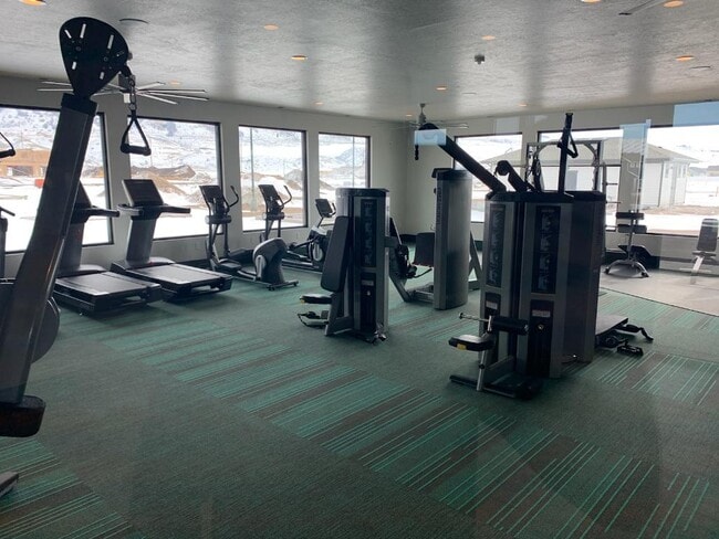 Building Photo - 437 S 1400 E