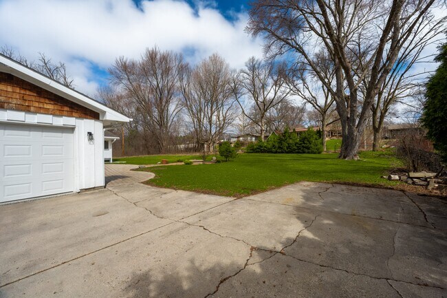 Building Photo - 2428 S Root River Pkwy