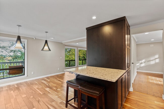 Building Photo - 12135 107th Ave NE