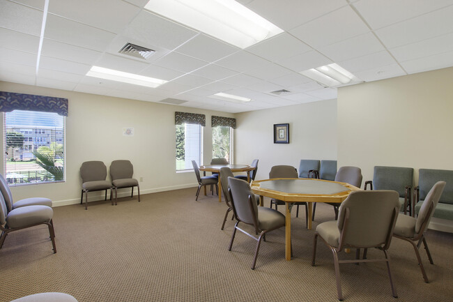 Building Photo - 2515 NE 2nd Ct