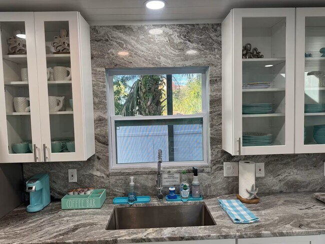 Building Photo - 3837 Sandstone Ct